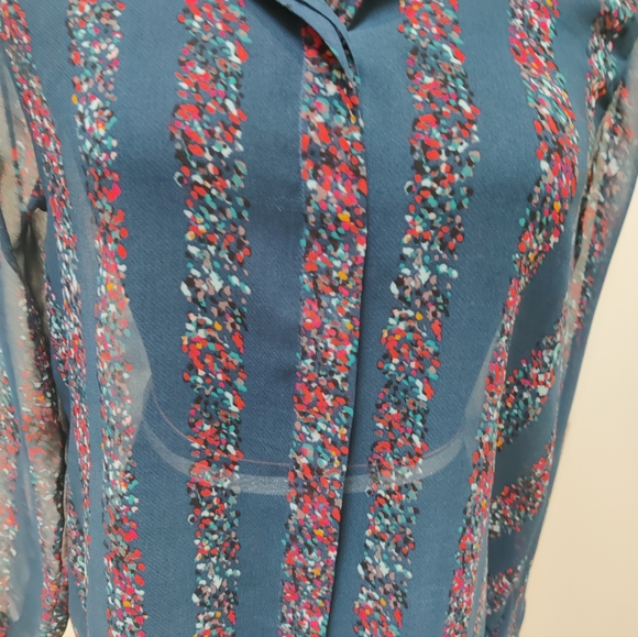 BCBG sheer button down - small - Picture 3 of 10